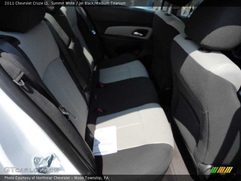 Summit White / Jet Black/Medium Titanium 2011 Chevrolet Cruze LS
