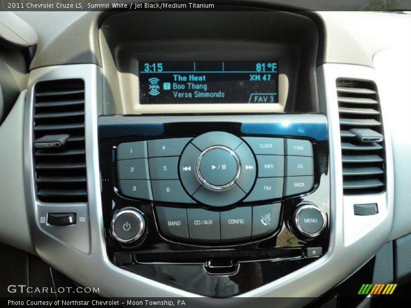 Summit White / Jet Black/Medium Titanium 2011 Chevrolet Cruze LS