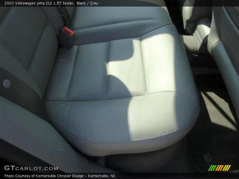 Black / Grey 2003 Volkswagen Jetta GLS 1.8T Sedan