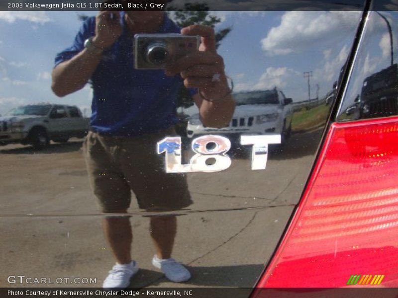 Black / Grey 2003 Volkswagen Jetta GLS 1.8T Sedan