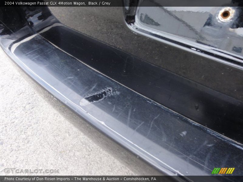 Black / Grey 2004 Volkswagen Passat GLX 4Motion Wagon