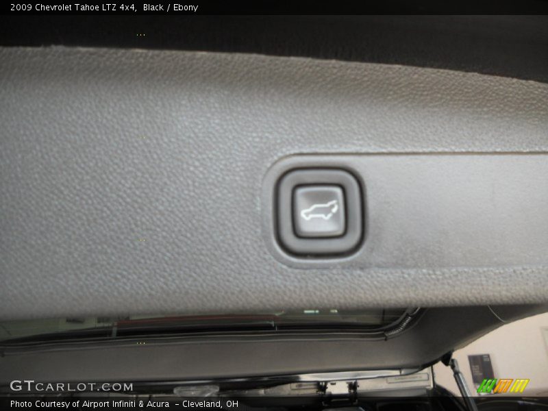 Black / Ebony 2009 Chevrolet Tahoe LTZ 4x4