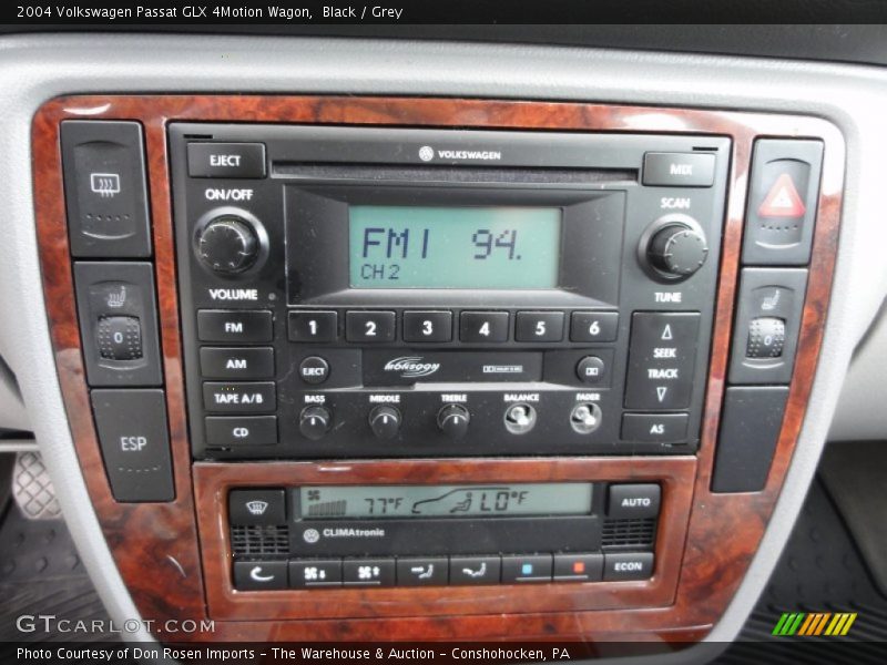 Controls of 2004 Passat GLX 4Motion Wagon