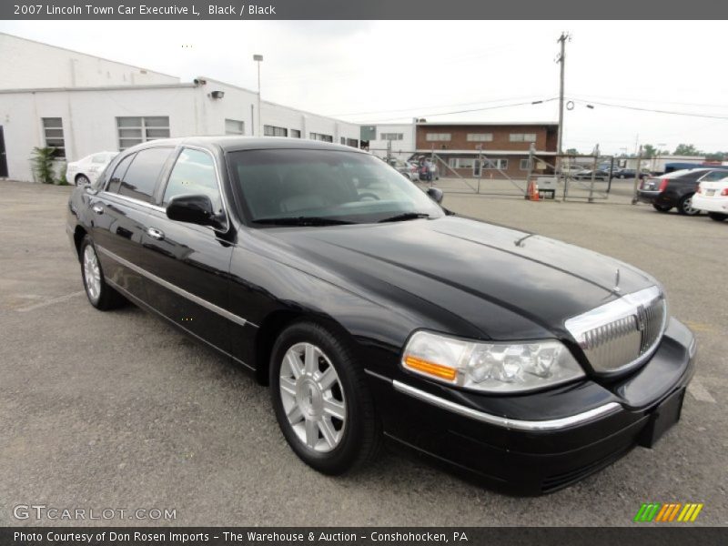  2007 Town Car Executive L Black