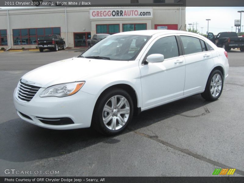 Bright White / Black 2011 Chrysler 200 Touring