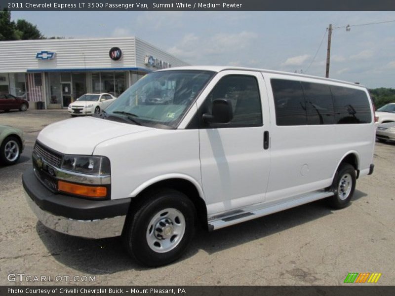 Summit White / Medium Pewter 2011 Chevrolet Express LT 3500 Passenger Van