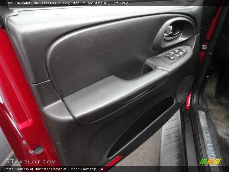 Medium Red Metallic / Light Gray 2005 Chevrolet TrailBlazer EXT LS 4x4