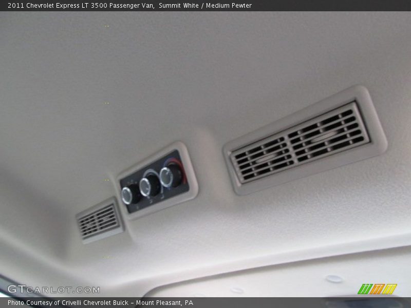 Summit White / Medium Pewter 2011 Chevrolet Express LT 3500 Passenger Van