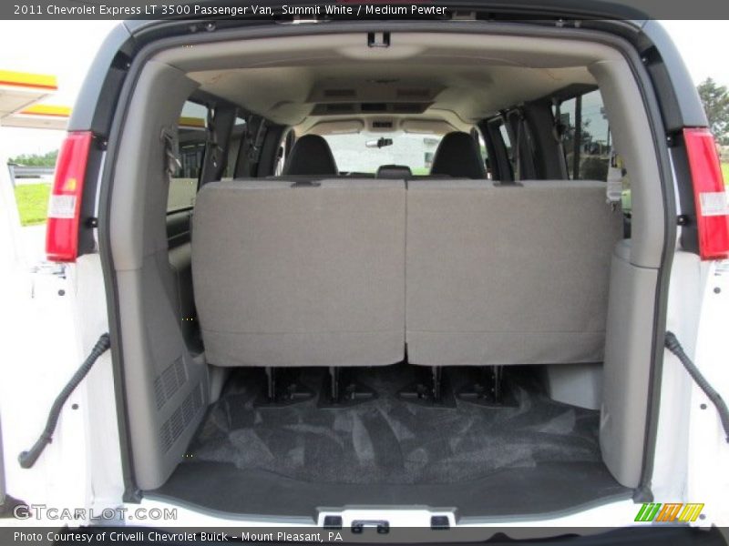 Summit White / Medium Pewter 2011 Chevrolet Express LT 3500 Passenger Van