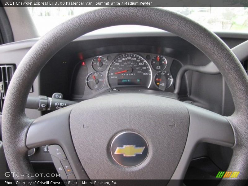 Summit White / Medium Pewter 2011 Chevrolet Express LT 3500 Passenger Van