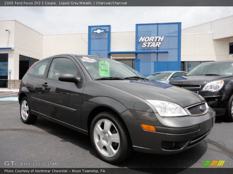 Liquid Grey Metallic / Charcoal/Charcoal 2005 Ford Focus ZX3 S Coupe