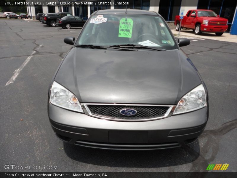 Liquid Grey Metallic / Charcoal/Charcoal 2005 Ford Focus ZX3 S Coupe
