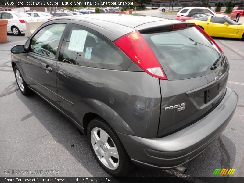 Liquid Grey Metallic / Charcoal/Charcoal 2005 Ford Focus ZX3 S Coupe