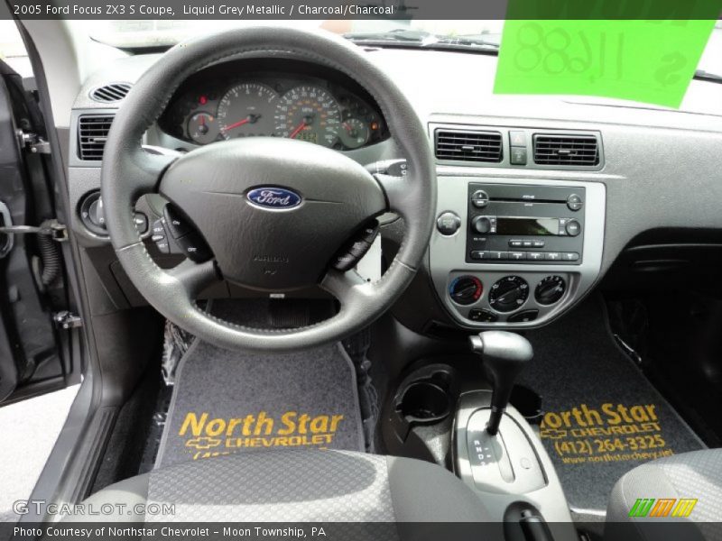 Liquid Grey Metallic / Charcoal/Charcoal 2005 Ford Focus ZX3 S Coupe