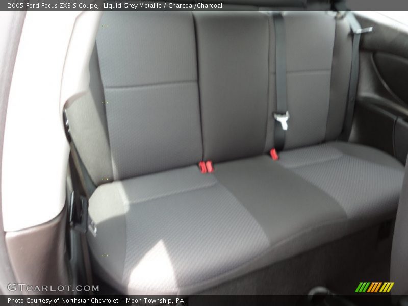 Liquid Grey Metallic / Charcoal/Charcoal 2005 Ford Focus ZX3 S Coupe