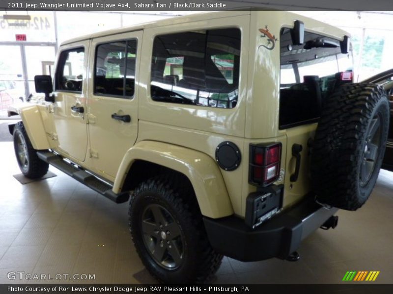 Sahara Tan / Black/Dark Saddle 2011 Jeep Wrangler Unlimited Mojave 4x4