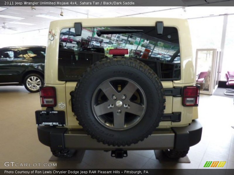 Sahara Tan / Black/Dark Saddle 2011 Jeep Wrangler Unlimited Mojave 4x4