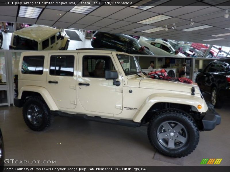 Sahara Tan / Black/Dark Saddle 2011 Jeep Wrangler Unlimited Mojave 4x4