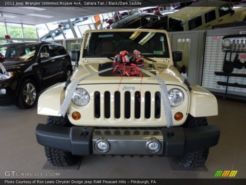 Sahara Tan / Black/Dark Saddle 2011 Jeep Wrangler Unlimited Mojave 4x4