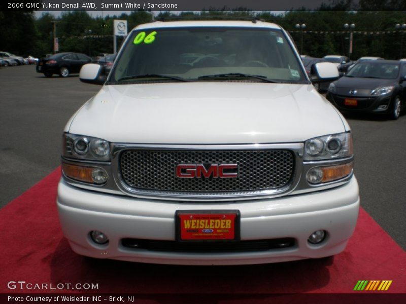 Summit White / Sandstone 2006 GMC Yukon Denali AWD