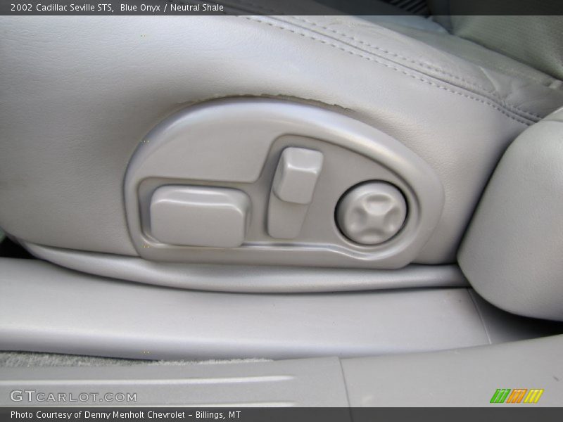 Controls of 2002 Seville STS