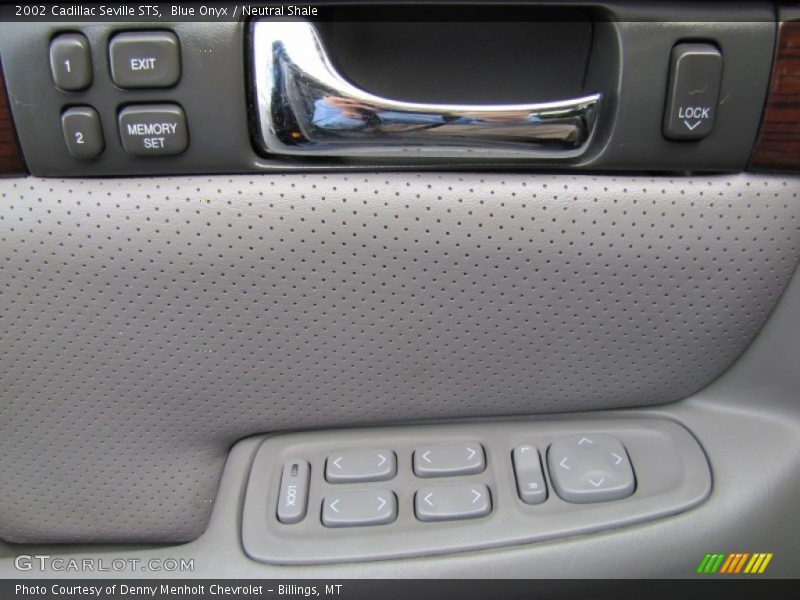 Controls of 2002 Seville STS