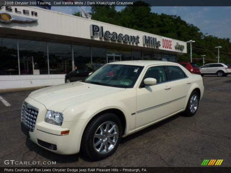 Cool Vanilla White / Dark Khaki/Light Graystone 2008 Chrysler 300 Touring