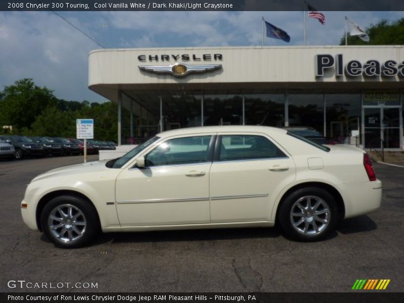 Cool Vanilla White / Dark Khaki/Light Graystone 2008 Chrysler 300 Touring