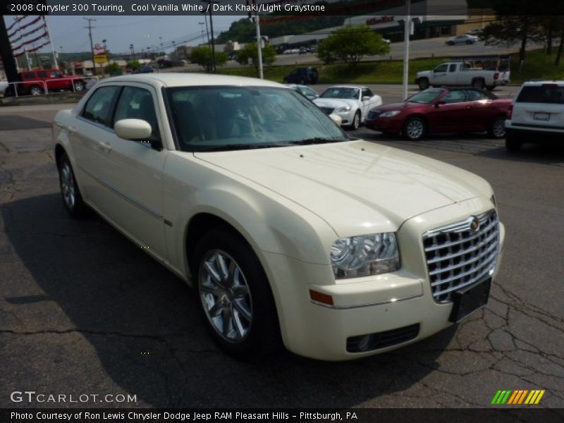 Cool Vanilla White / Dark Khaki/Light Graystone 2008 Chrysler 300 Touring