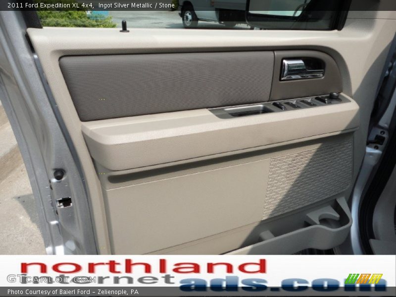 Ingot Silver Metallic / Stone 2011 Ford Expedition XL 4x4