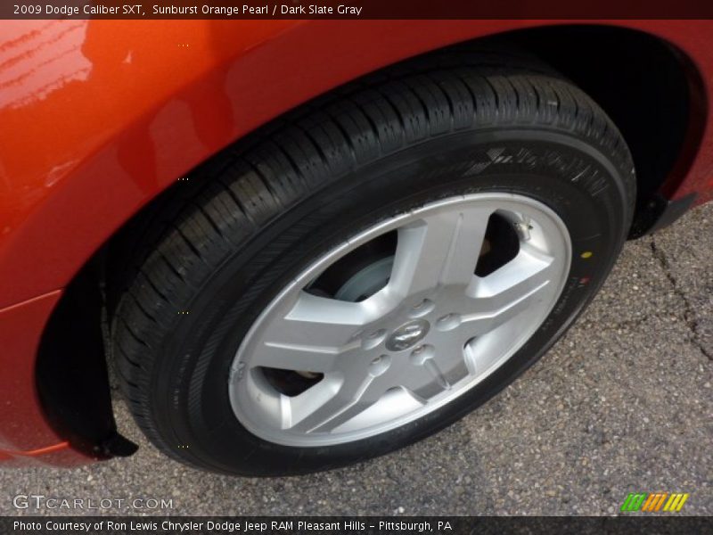Sunburst Orange Pearl / Dark Slate Gray 2009 Dodge Caliber SXT