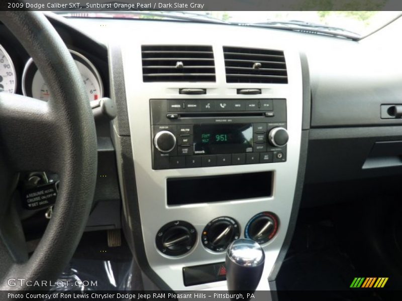 Sunburst Orange Pearl / Dark Slate Gray 2009 Dodge Caliber SXT