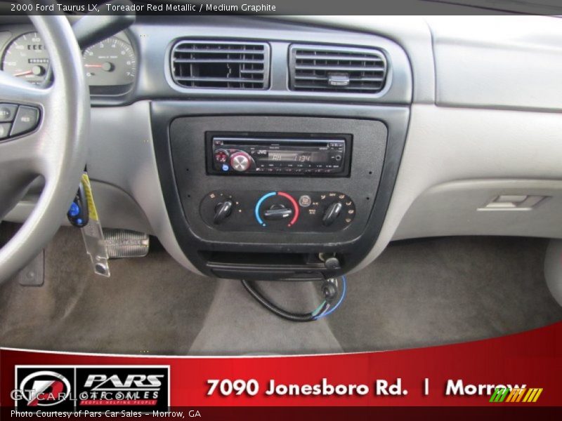 Toreador Red Metallic / Medium Graphite 2000 Ford Taurus LX