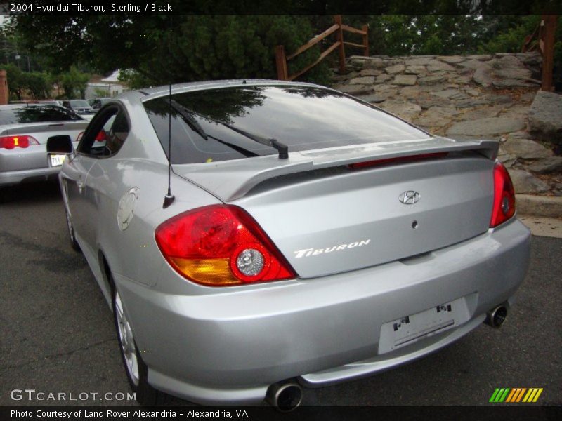 Sterling / Black 2004 Hyundai Tiburon