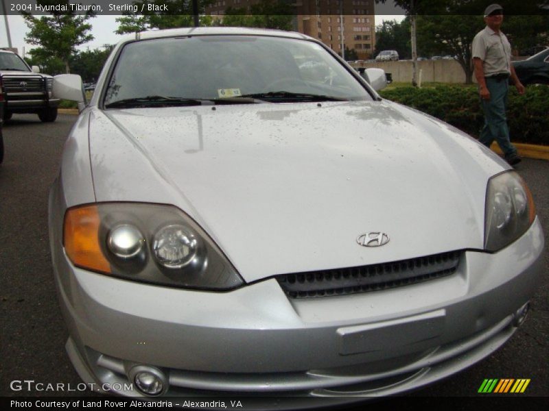 Sterling / Black 2004 Hyundai Tiburon