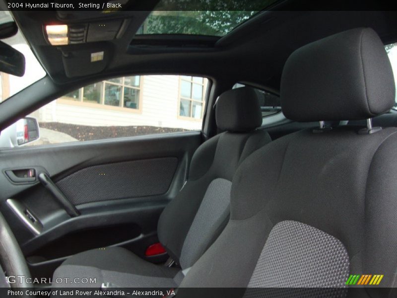 Sterling / Black 2004 Hyundai Tiburon