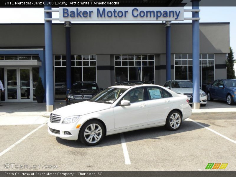 Arctic White / Almond/Mocha 2011 Mercedes-Benz C 300 Luxury