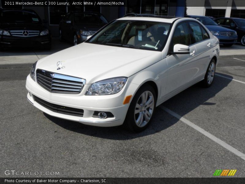 Arctic White / Almond/Mocha 2011 Mercedes-Benz C 300 Luxury