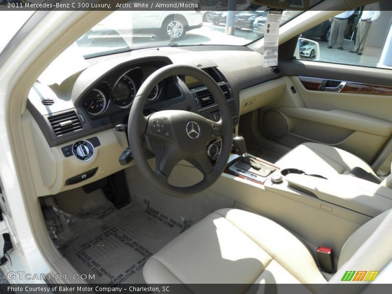 Arctic White / Almond/Mocha 2011 Mercedes-Benz C 300 Luxury