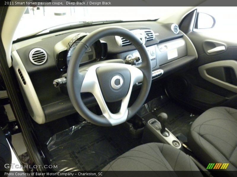  2011 fortwo passion coupe Design Black Interior