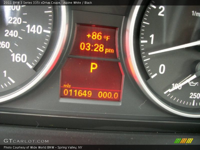 Alpine White / Black 2011 BMW 3 Series 335i xDrive Coupe