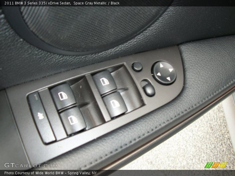 Controls of 2011 3 Series 335i xDrive Sedan