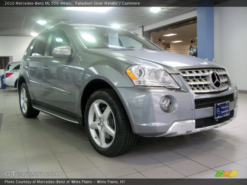 Palladium Silver Metallic / Cashmere 2010 Mercedes-Benz ML 550 4Matic