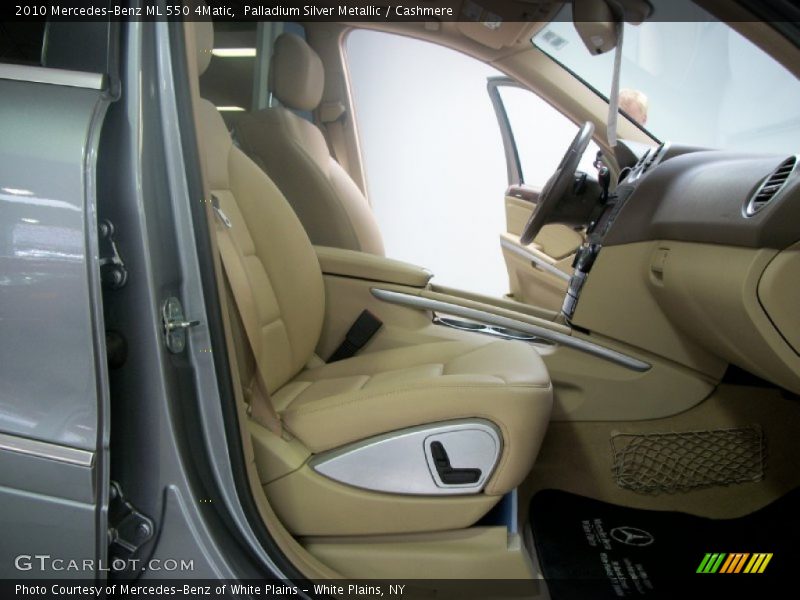 Palladium Silver Metallic / Cashmere 2010 Mercedes-Benz ML 550 4Matic