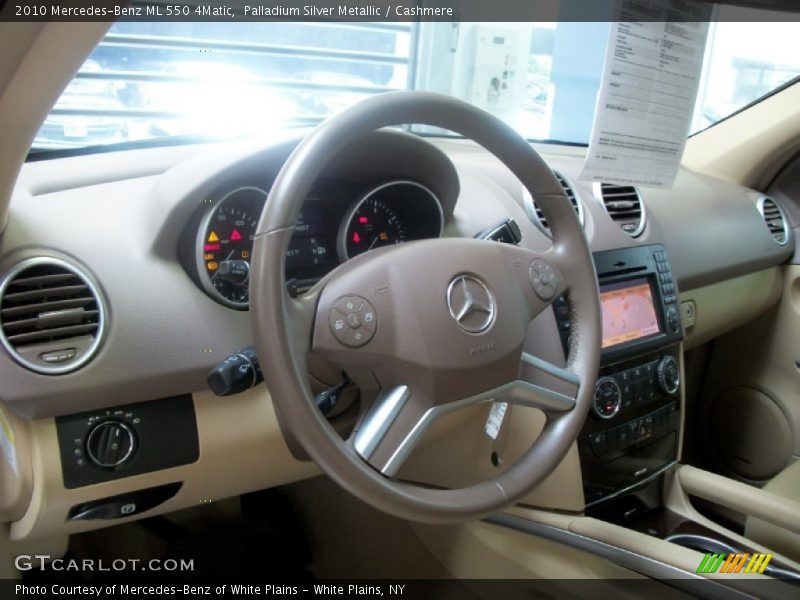  2010 ML 550 4Matic Steering Wheel