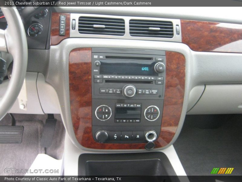 Controls of 2011 Suburban LT