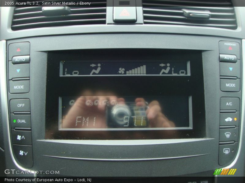 Satin Silver Metallic / Ebony 2005 Acura TL 3.2