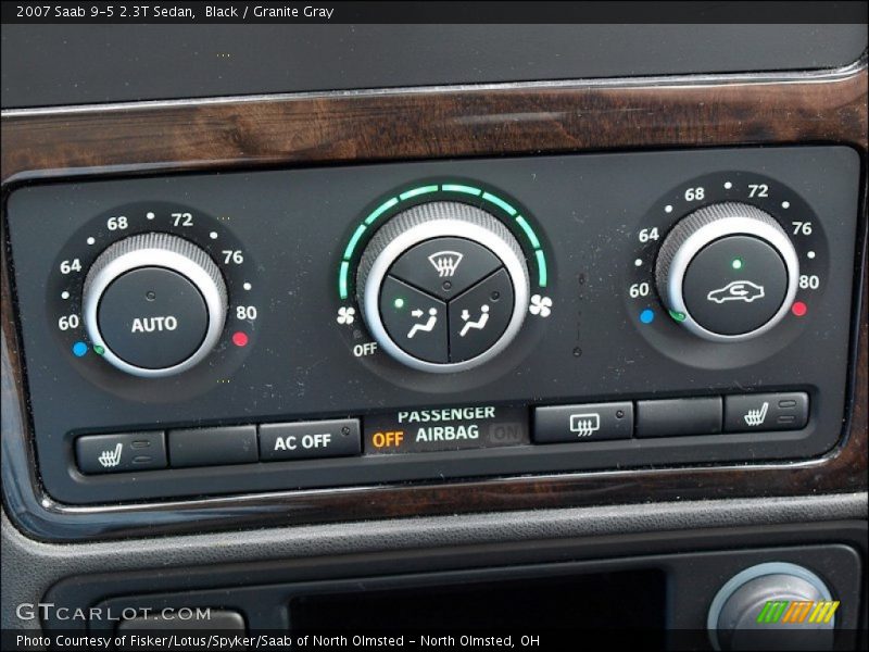 Controls of 2007 9-5 2.3T Sedan