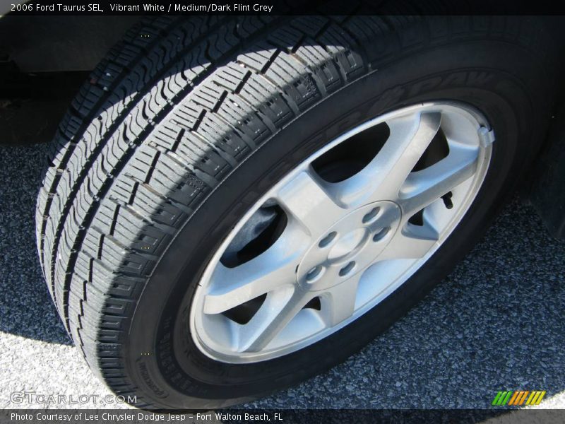 Vibrant White / Medium/Dark Flint Grey 2006 Ford Taurus SEL
