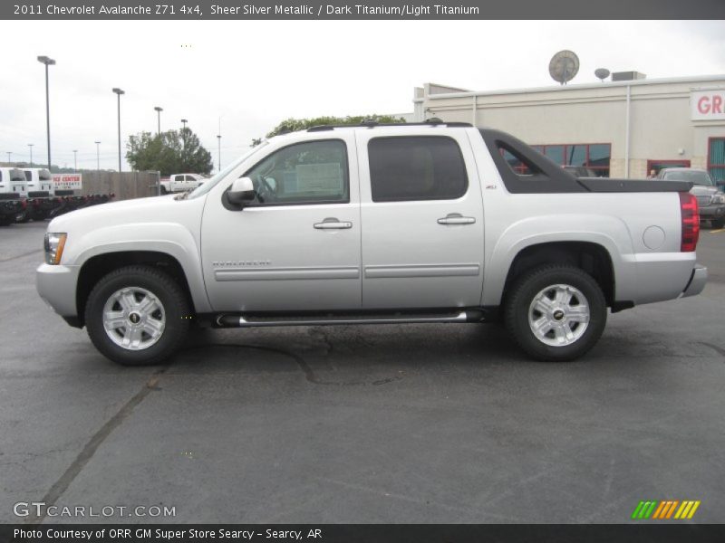 Sheer Silver Metallic / Dark Titanium/Light Titanium 2011 Chevrolet Avalanche Z71 4x4